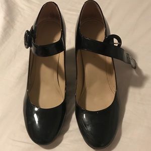 Marc Fisher Shiny black heels